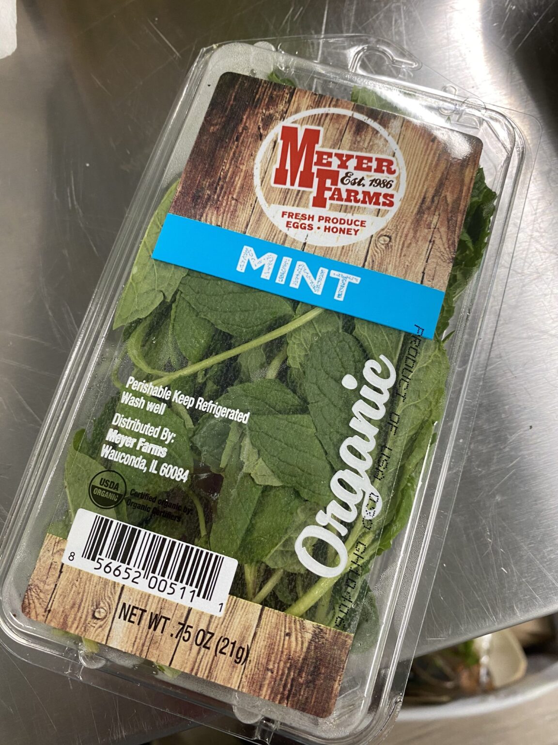 How to make dried mint, personal chef service Chicago, personal chef meal delivery service Chicago, personal chef meal delivery service northbrook
